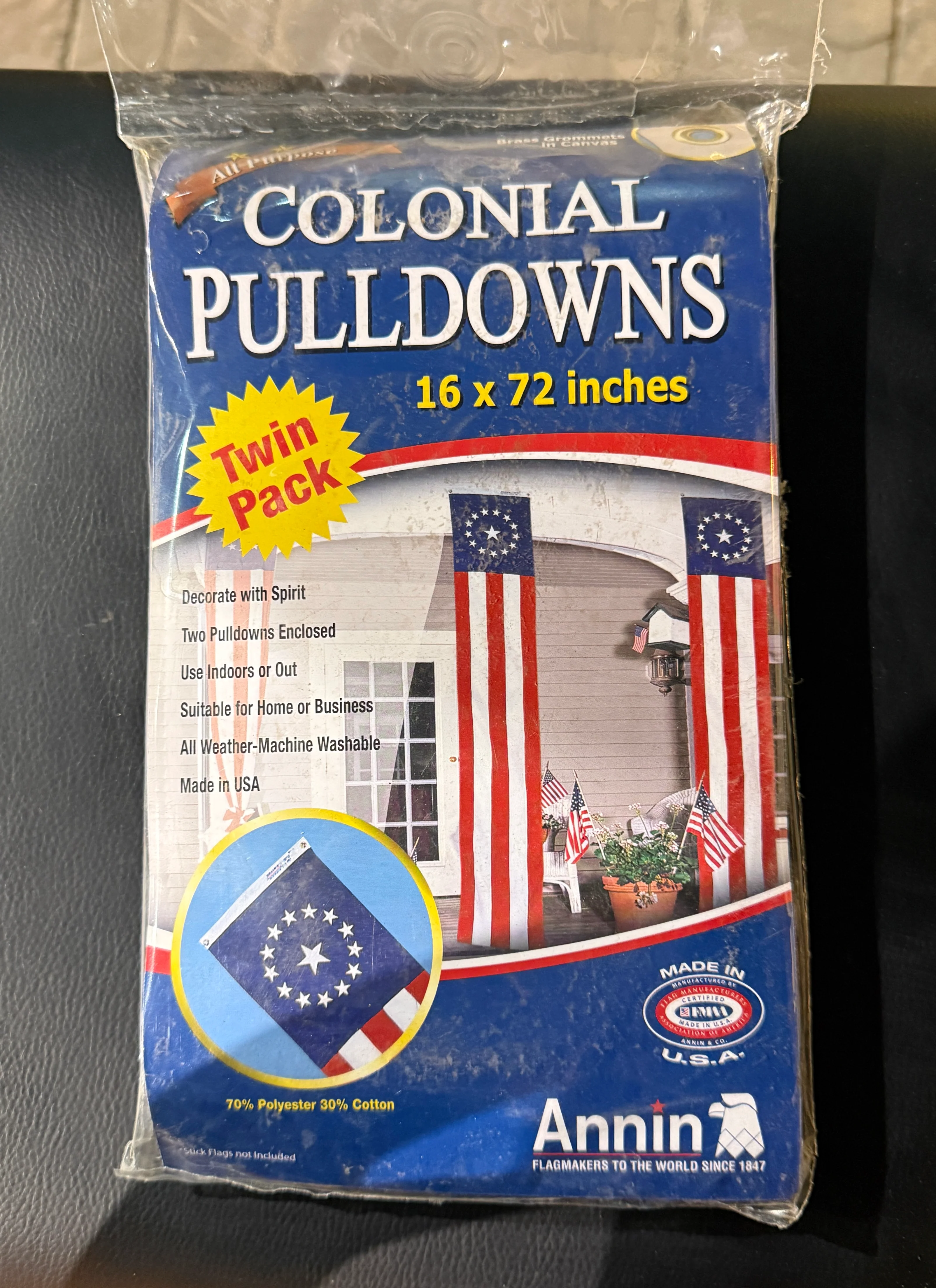 (89006) - US Flag Colonial Pulldowns